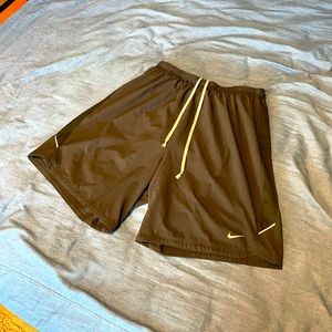 Nike running shorts 7” (built-in liner)